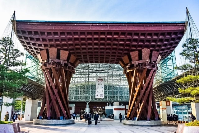 世界で最も美しい鉄道駅」第6位に選ばれた金沢駅 | RadiChubu-ラジ