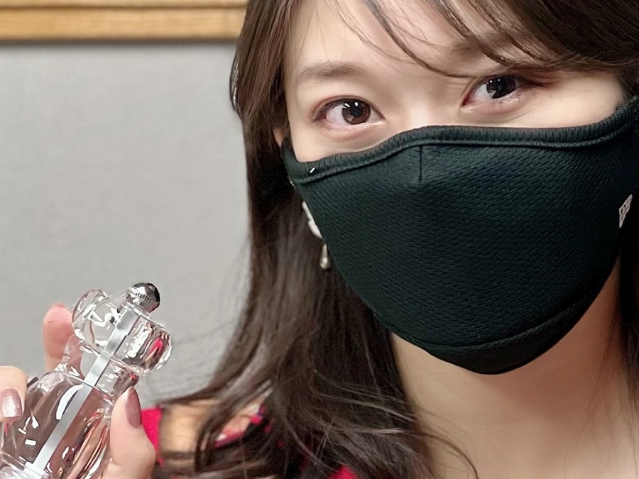 モー娘。牧野真莉愛、コンサート用の靴に新たな挑戦？