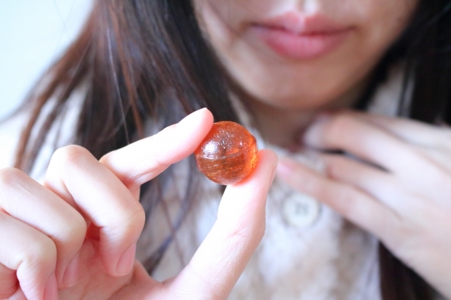 飴でおなじみのカンロ、創業時に作ったお菓子は何？