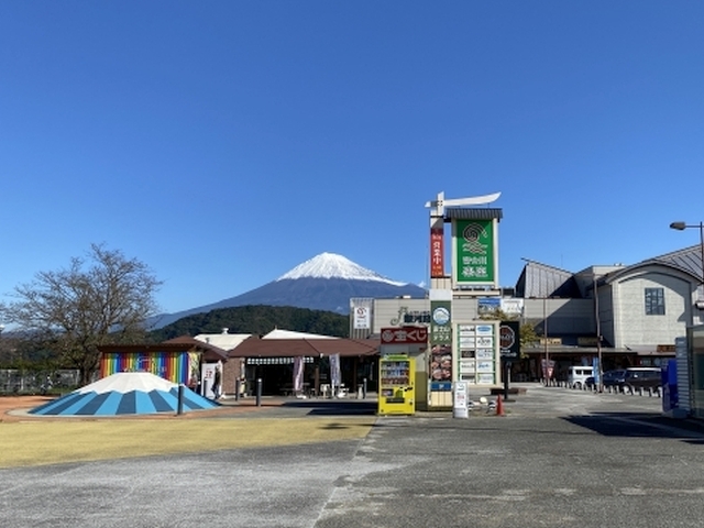 自販機でふるさと納税！静岡県の道の駅「富士川楽座」