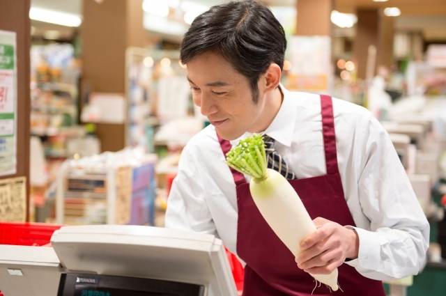 スーパーのレジで声を掛けられた店員さんのひと言にショック！