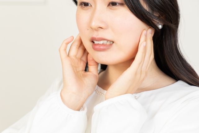 日本人の2人に1人は顎関節症!? あなたのあごは大丈夫?