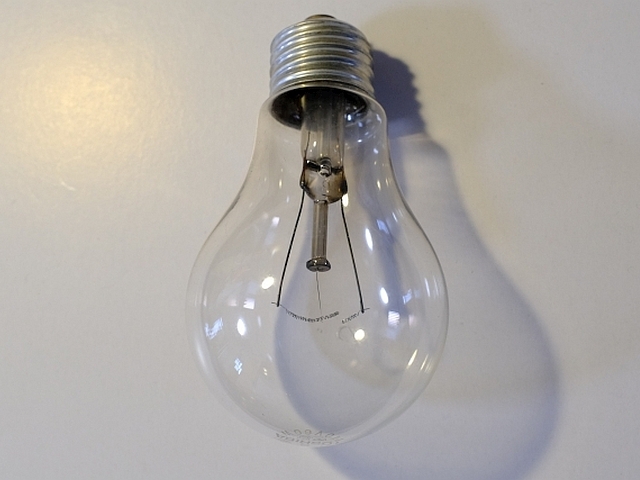電球が切れても替えない人の心理とは?