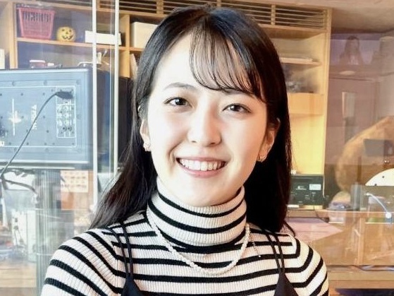 CBC小川実桜アナ、「弱い雨」予報直後にまさかのびちゃびちゃ事件!