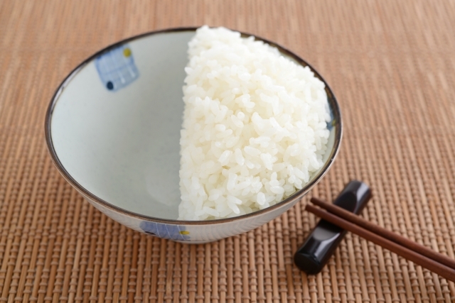 温暖化が加速!気温1度上昇ごとに1日のご飯が0.5杯減る?