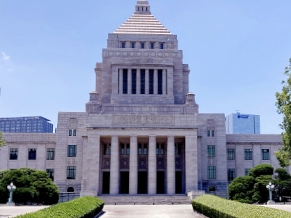 大敗した与党。今後考えられる3つの展開とは