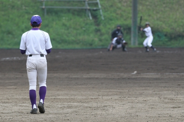 巧い選手は動かない!中日OB・彦野利勝が語る「外野手の極意」
