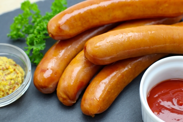 罪深い旨さ。夜食テロ必至の最新ウインナーとは