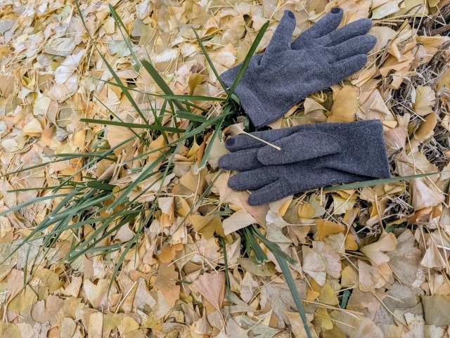 小物選びのコツは、防寒とおしゃれの両立