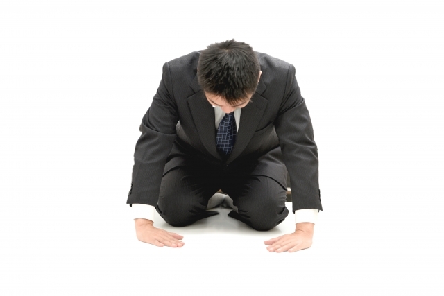 「選挙ってなんなんだ」選挙芸人・山本期日前、原点はハマコーの土下座？