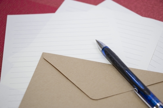 スマホアプリでは味わえない？「文通」の淡い魅力